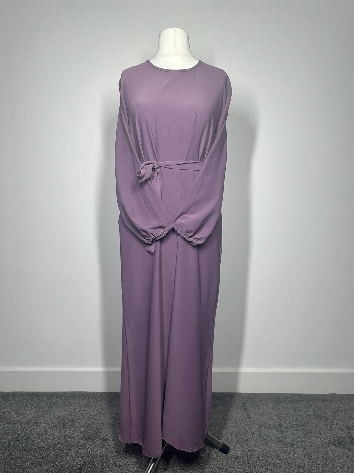 Purple Plain abaya with elasticated cuff sleeves and Belt