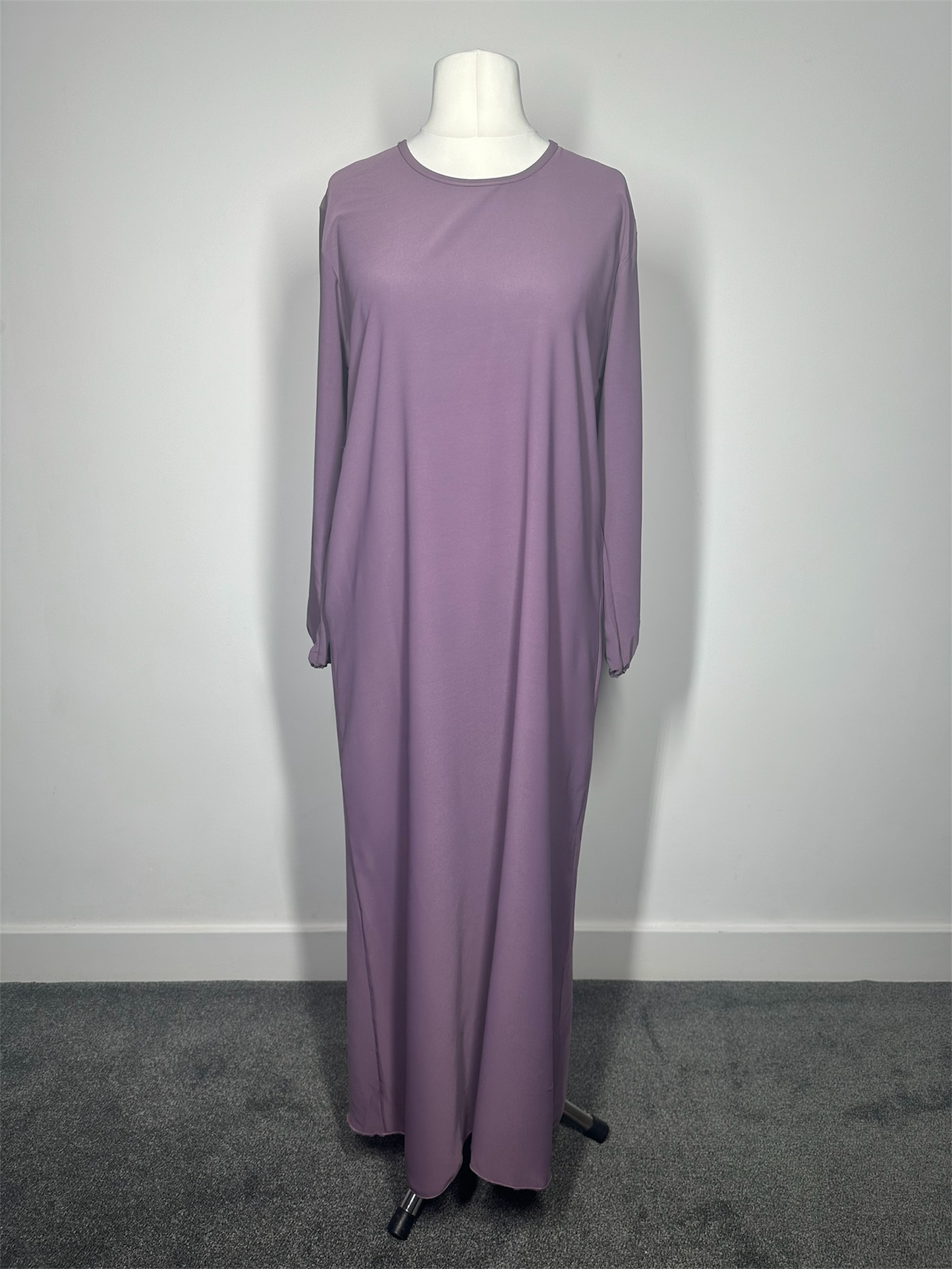 Purple Plain abaya with elasticated cuff sleeves and Belt