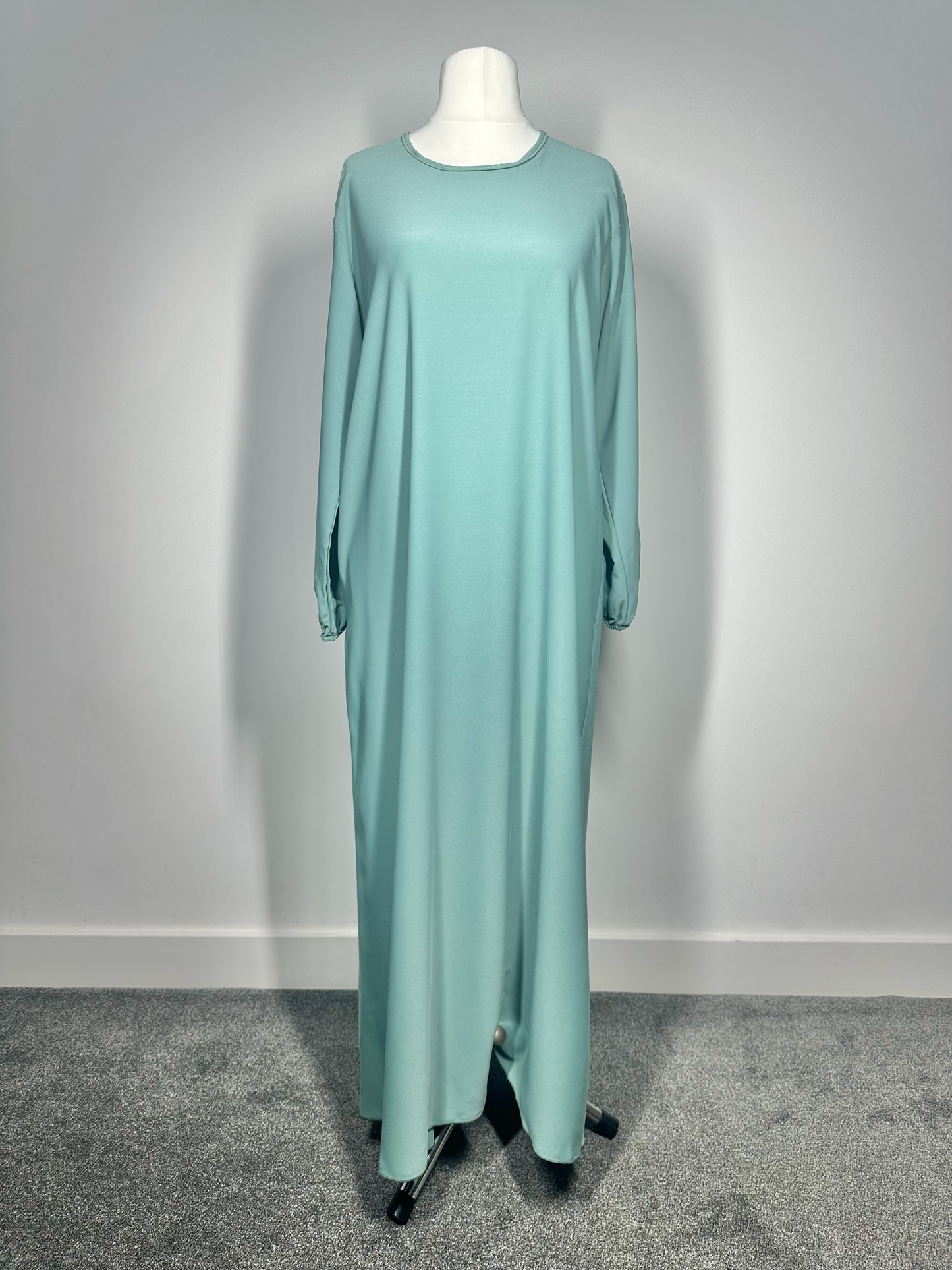 Aqua Plain abaya with elasticated cuff sleeves