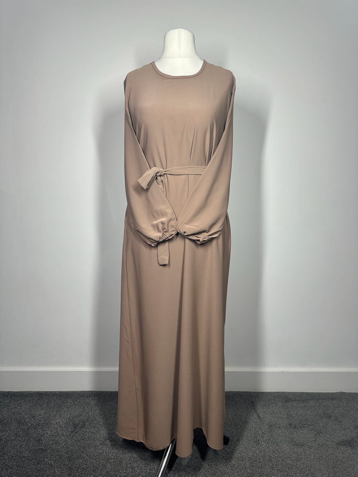 Coffee Plain abaya with elasticated cuff sleeves and Belt